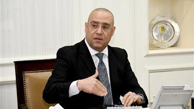 وزير الإسكان: تنفيذ 210 مشروعات مياه وصرف صحى للمناطق الريفية بمحافظة أسيوط