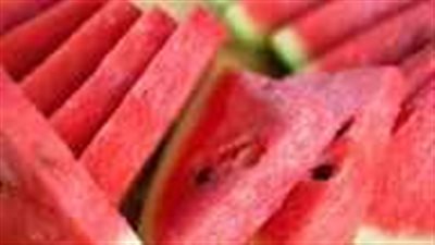 هل البطيخ في الأسواق مسرطن ؟.. 