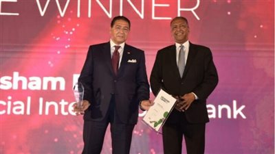 هشام عز العرب يفوز بجائزة 