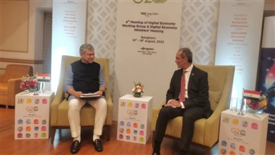 الحكومة المصرية تبحث مع مسئولى شركة تيجاس فرص التعاون فى مجالات صناعة الالكترونيات 