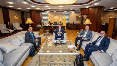 محافظ البنك المركزي المصري يلتقي قيادات بنك ABC