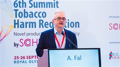 خبراء وعلماء الصحة العامة يؤكدون أهمية منتجات التبغ المسخن في تقليل أضرار التدخين