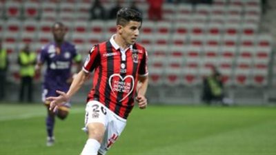 الشرطة الفرنسية تلقى القبض على اللاعب الجزائري يوسف عطال لدعمه القضية الفلسطينية