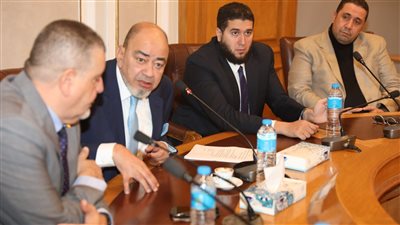 لصعوبة تدبير الدولار..«الشعبة العامة للمستلزمات الطبية» تتقدم بمذكرة عاجلة لمجلس الوزراء 