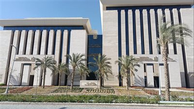 « الاتصالات » تدعم الهيئة الوطنية للانتخابات  بـ 270 جهاز « قارئ آلى »