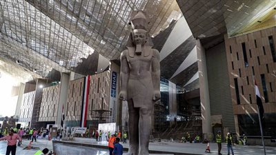 المتحف المصري الكبير يستقبل 800 ألف زائر في 2023