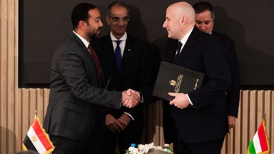 «المصرية للاتصالات»توقع اتفاق تعاون مع مجموعة «4IG المجرية»لإنشاء أول كابل بحرى