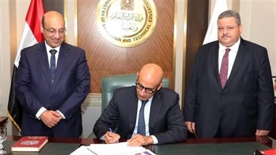 وزير التربية والتعليم يعتمد نتيجة الدبلومات الفنية 