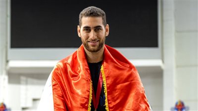 البنك المصري لتنمية الصادرات يحتفل برعايته للبطل عمر شريف 