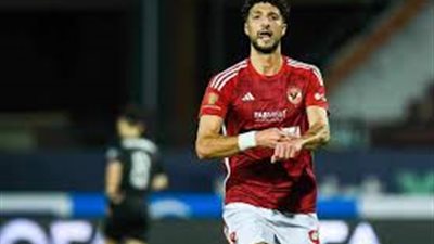 الإصابة تبعد وسام أبو على عن النادي الأهلي في مباراة بيراميدز