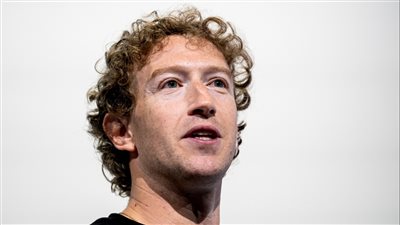 مارك زوكربرج يدافع عن تغييرات ميتا مع جو روجان.. المقابلة كاملة