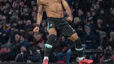 تقارير: عوائد اقتصادية ضخمة تنتظر السعودية حال انتقال محمد صلاح