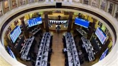 البورصة تبدأ الأسبوع على ارتفاع.. رأس المال السوقي يربح 15 مليار جنيه