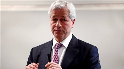 جيمي ديمون :لا تراجع عن سياسة العودة الكاملة للمكاتب في جي بي مورجان