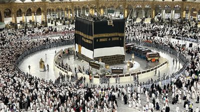 السعودية تحظر بث صلوات التراويح بالمساجد عبر وسائل الإعلام