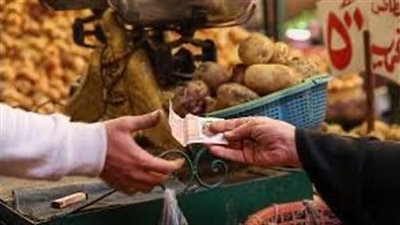 رويترز:توقعات بتراجع التضخم في مصر إلى 14.5% خلال فبراير