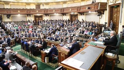 مجلس النواب يقر إجازة دون أجر لمدة سنتين للعاملة في القطاع الخاص 