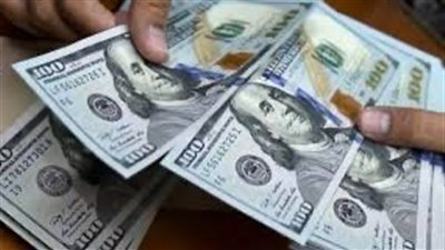 استقرار سعر الدولار أمام الجنيه المصري في أول مايو رغم تراجع الأمس