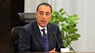 رئيس الوزراء: تطوير الموانئ والمناطق الصناعية ركيزة لتنافسية الاقتصاد وجذب الاستثمارات
