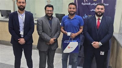 «الضرائب» تسلم «مجانًا» أجهزة نقاط البيع POS   للمستفيدين من النظام المبسط تحت الـ 20 مليون جنيه..