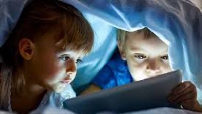 بريطانيا تدرس فرض قيود زمنية على استخدام الأطفال لمواقع التواصل الاجتماعي