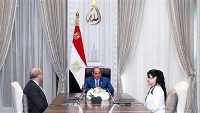 الرئيس السيسي يتابع الاستراتيجية الشاملة لتطوير قطاع الطيران المدني 