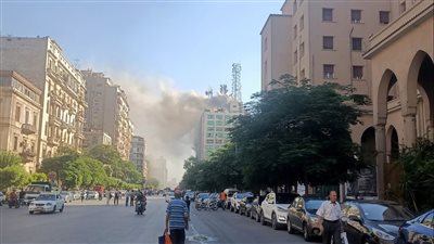 حريق مفاجئ في سنترال رمسيس يُربك خدمات الاتصالات والإنترنت وسط القاهرة
