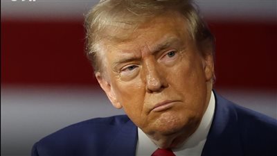 ترامب يهدد بفرض رسوم جمركية جديدة بنسبة 30% على الاتحاد الأوروبي