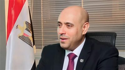 خبير تكنولوجي يقترح  إلزام المباني الجديدة باستخدام الطاقة الشمسية لتغطية احتياجاتها