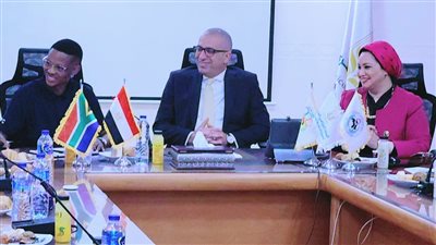 «البنك الزراعي»يستقبل وفدًا من اتحاد نقابات جنوب إفريقيا لتعزيز سبل التعاون