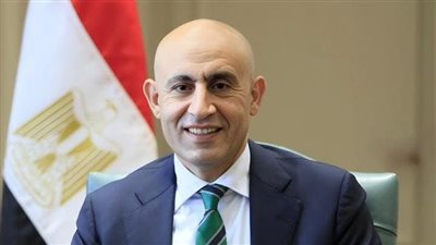 وزير التعليم يعتمد جداول امتحانات الدور الثاني للدبلومات الفنية 