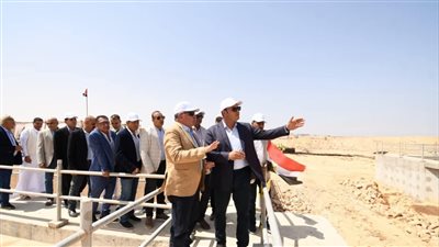 وزير الإسكان ومحافظ مطروح يختتمان جولتهما بتفقد مشروع توسعات محطة معالجة صرف صحي مرسى مطروح