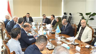 وزير الإسكان يُتابع معدلات تسويق وتسليم عدد من المشروعات والفرص الاستثمارية بالمدن الجديدة