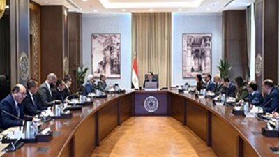 رئيس الوزراء يُتابع الخطة التنفيذية للتوسع في إقامة محطات تحلية مياه البحر