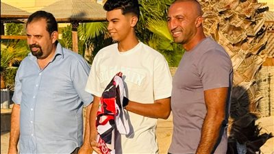 إي آند مصر بالتعاون مع شعبة صحفيي الاتصالات تكرّم أوائل الشهادة الإعدادية 