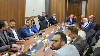 هيئة الدواء تبحث آليات تنفيذ مشروع الروشتة الرقمية