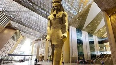 أرقام تكشف لماذا يُلقب المتحف المصري الكبير بـ”الهرم الرابع”