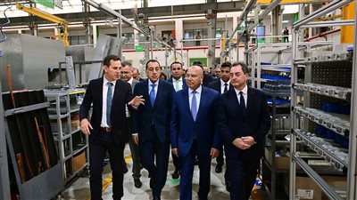رئيس الوزراء يفتتح توسعات المصنع الإقليمي لشركة 
