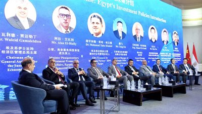 حسام هيبة يشارك في منتدى الاستثمار المصري الصيني بحضور 200 شركة