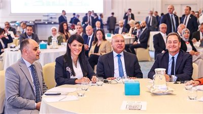 وزيرة التخطيط تطلق برنامج الصناعات الخضراء لتعزيز تنافسية الصناعة المصرية واستدامتها