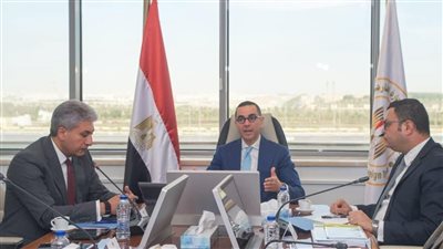 وزراء الاستثمار والتجارة والسياحة والإسكان يبحثون آليات تعزيز الاستثمار السياحي