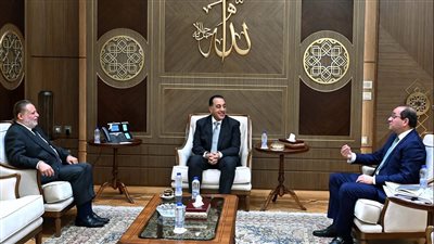 رئيس الوزراء يتابع جهود التنسيق بين السياسات المالية والنقدية لدعم النشاط الاقتصادي