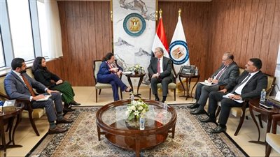 مباحثات مع البنك الأوروبي لإعادة الإعمار والتنمية لتعزيز التمويل والاستثمار في البترول والتعدين