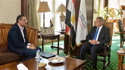 «الأعلى للإعلام» ونقابة الصحفيين يتفقان على خارطة طريق لحل أزمة «البوابة نيوز»   