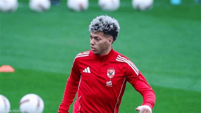 إمام عاشور يخوض أول مران منفرد بالأهلي تنفيذًا للعقوبة