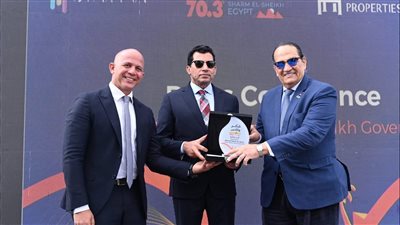 وزير الشباب والرياضة يشهد المؤتمر الصحفي لسباق 