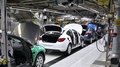 «فيتش»: مصر تتصدر جذب الاستثمارات في قطاع السيارات بالشرق الأوسط وشمال أفريقيا