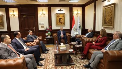 جهاز تنمية المشروعات يوقع مذكرة تفاهم مع الأكاديمية العربية للعلوم الإدارية