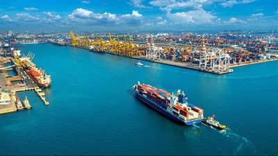 القناة للتوكيلات الملاحية تحقق نموًا 12% في أرباح النصف الأول