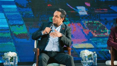 عمرو فتحي: إي آند مصر ترسخ استراتيجية ذكاء اصطناعي مستدامة 